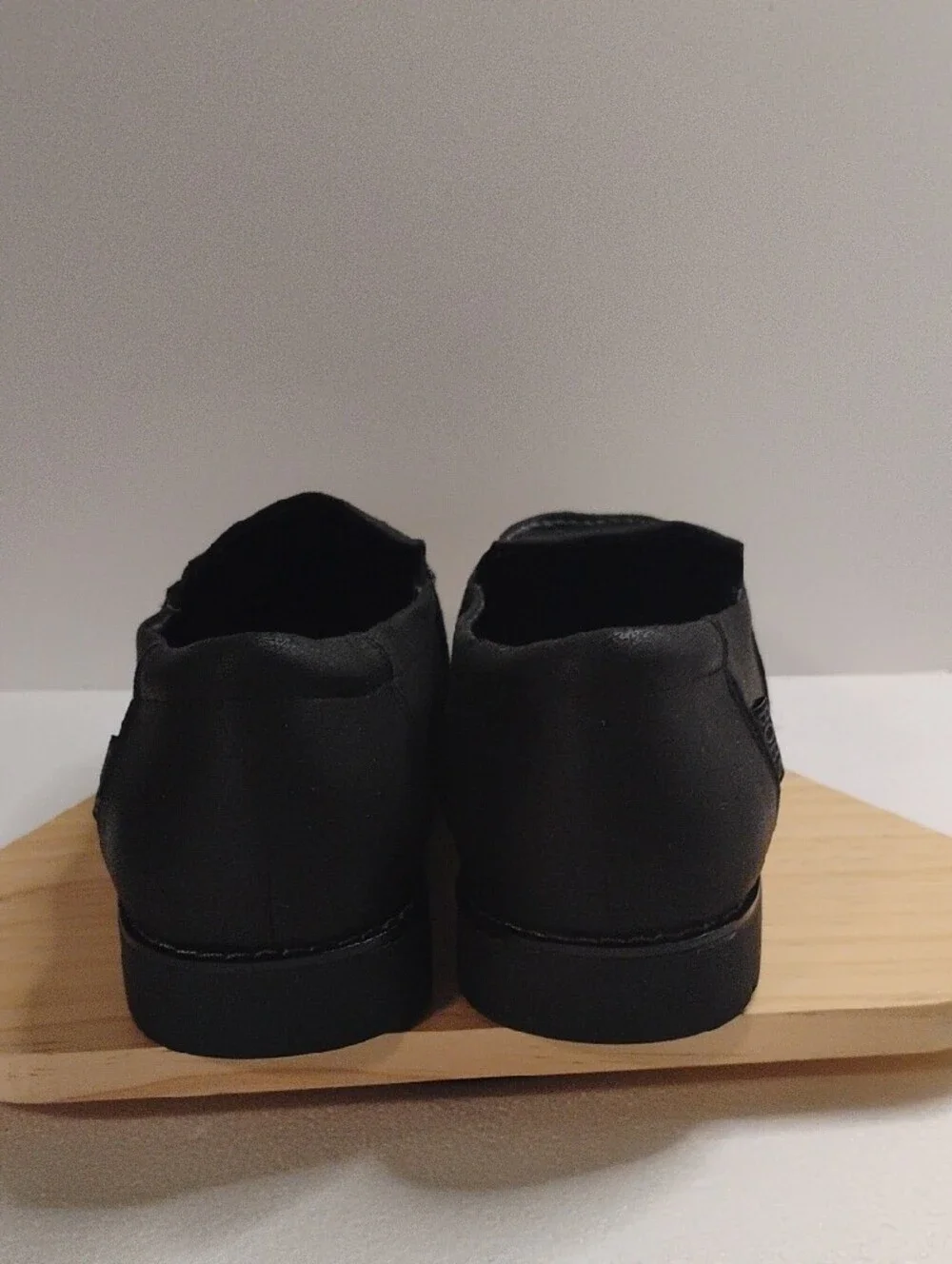 Skechers Men's Black Slip-On Casual Loafers